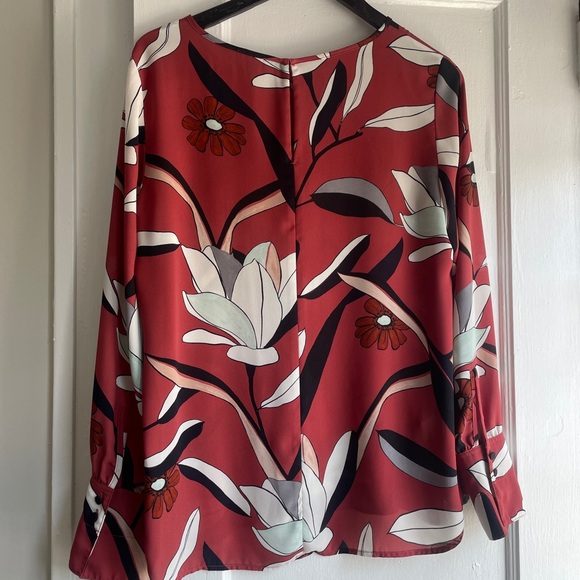 Magnolia Blouse - Picture 3 of 5